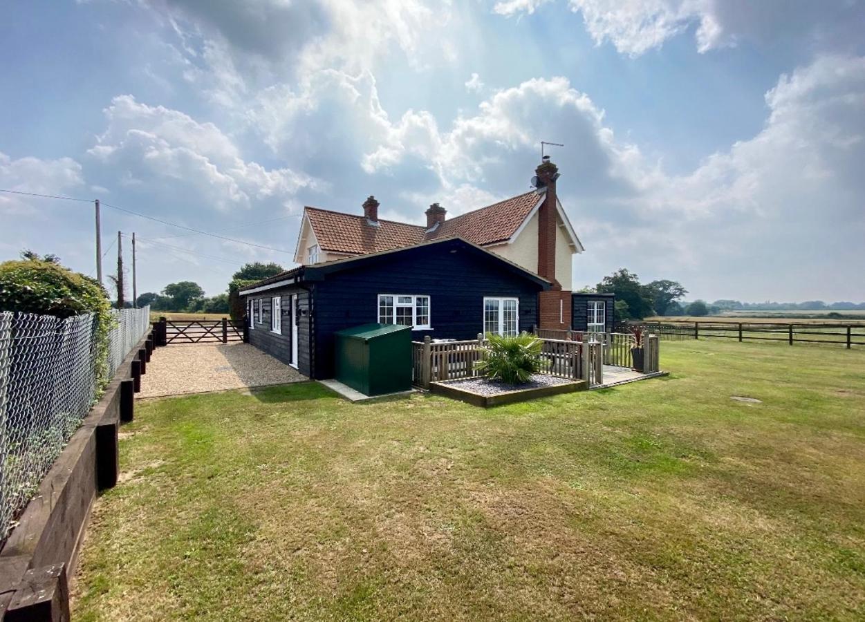 Near Woodbridge The Annexe Eyke Fantastic Views With Dog Secure Garden And Paddock Exterior foto